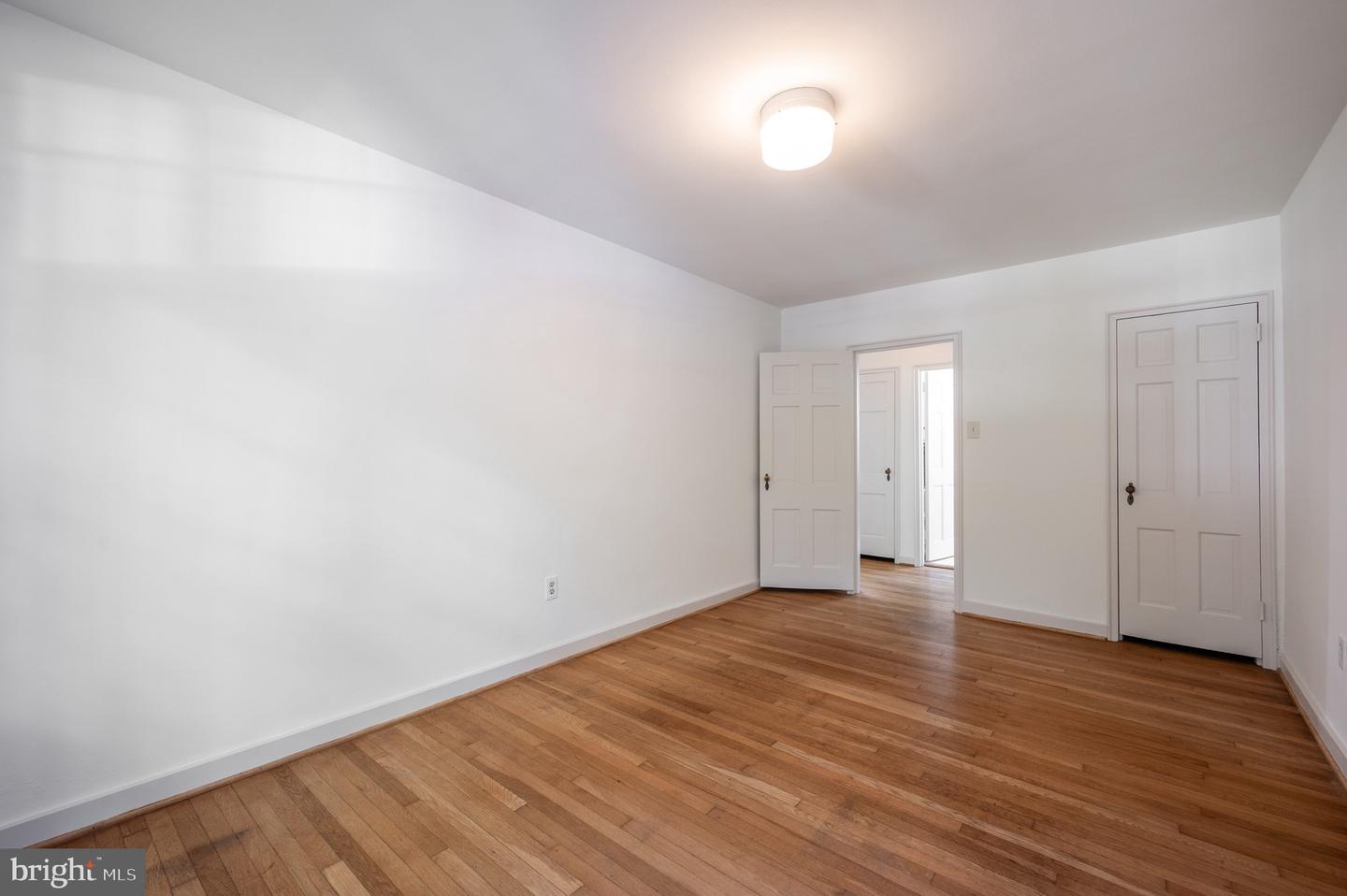 12 ASHBY ST #F, ALEXANDRIA, Virginia 22305, 1 Bedroom Bedrooms, ,1 BathroomBathrooms,Residential,For sale,12 ASHBY ST #F,VAAX2050328 MLS # VAAX2050328