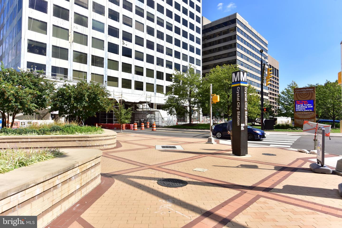 12 ASHBY ST #F, ALEXANDRIA, Virginia 22305, 1 Bedroom Bedrooms, ,1 BathroomBathrooms,Residential,For sale,12 ASHBY ST #F,VAAX2050328 MLS # VAAX2050328