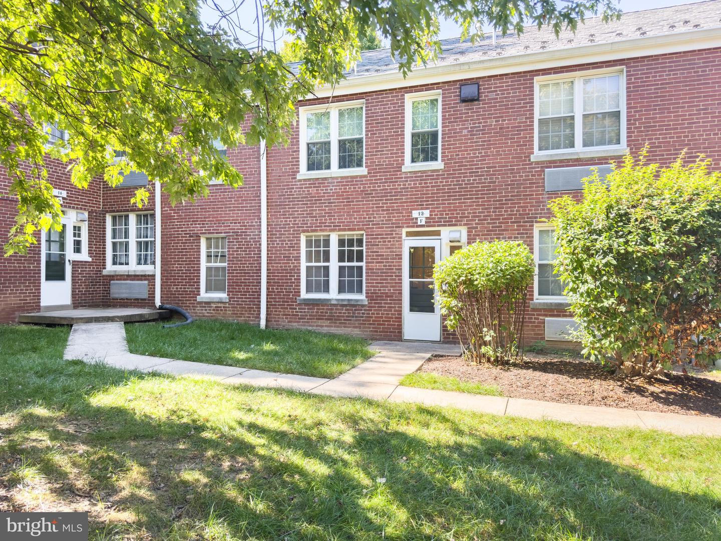 12 ASHBY ST #F, ALEXANDRIA, Virginia 22305, 1 Bedroom Bedrooms, ,1 BathroomBathrooms,Residential,For sale,12 ASHBY ST #F,VAAX2050328 MLS # VAAX2050328