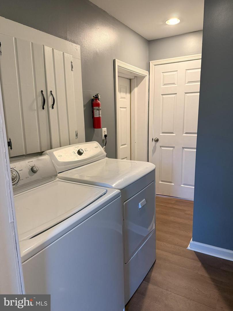 722 HARTWOOD RD, FREDERICKSBURG, Virginia 22406, 2 Bedrooms Bedrooms, ,2 BathroomsBathrooms,Residential,For sale,722 HARTWOOD RD,VAST2043582 MLS # VAST2043582