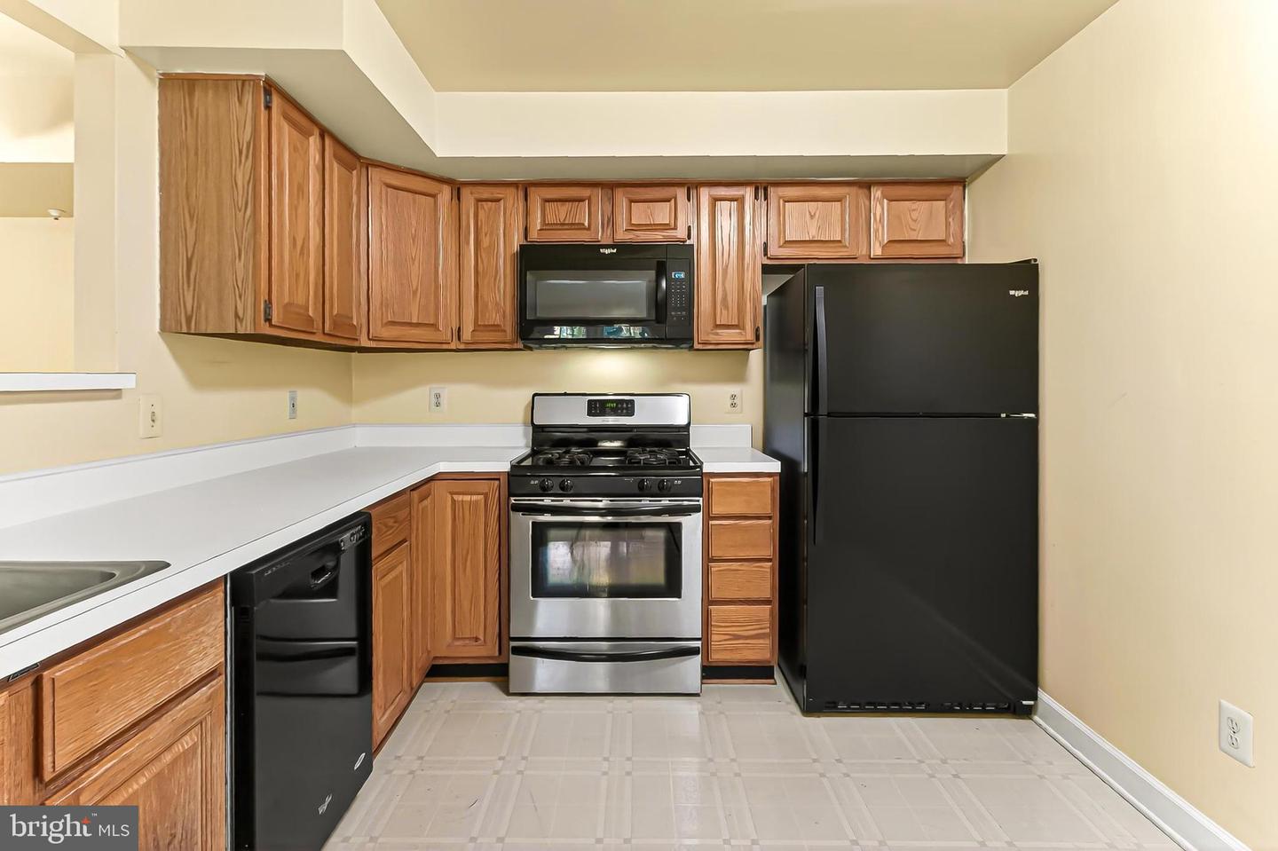 12217 FAIRFIELD HOUSE DR #106A, FAIRFAX, Virginia 22033, 2 Bedrooms Bedrooms, ,2 BathroomsBathrooms,Residential,For sale,12217 FAIRFIELD HOUSE DR #106A,VAFX2278028 MLS # VAFX2278028