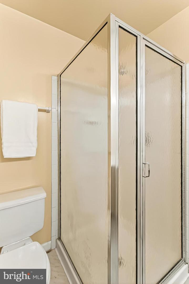 12217 FAIRFIELD HOUSE DR #106A, FAIRFAX, Virginia 22033, 2 Bedrooms Bedrooms, ,2 BathroomsBathrooms,Residential,For sale,12217 FAIRFIELD HOUSE DR #106A,VAFX2278028 MLS # VAFX2278028