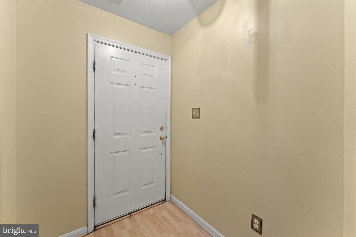 8432 LIMBAUGH WAY, BRISTOW, Virginia 20136, 2 Bedrooms Bedrooms, ,1 BathroomBathrooms,Residential,For sale,8432 LIMBAUGH WAY,VAPW2107390 MLS # VAPW2107390 8432 LIMBAUGH WAY, BRISTOW, Virginia 20136, 2 Bedrooms Bedrooms, ,1 BathroomBathrooms,Residential,For sale,8432 LIMBAUGH WAY,VAPW2107390 MLS # VAPW2107390