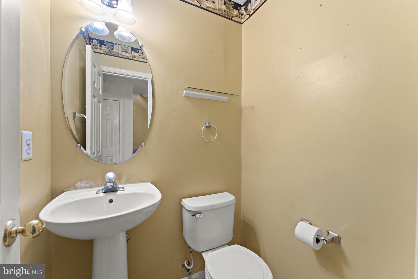 8432 LIMBAUGH WAY, BRISTOW, Virginia 20136, 2 Bedrooms Bedrooms, ,1 BathroomBathrooms,Residential,For sale,8432 LIMBAUGH WAY,VAPW2107390 MLS # VAPW2107390 8432 LIMBAUGH WAY, BRISTOW, Virginia 20136, 2 Bedrooms Bedrooms, ,1 BathroomBathrooms,Residential,For sale,8432 LIMBAUGH WAY,VAPW2107390 MLS # VAPW2107390