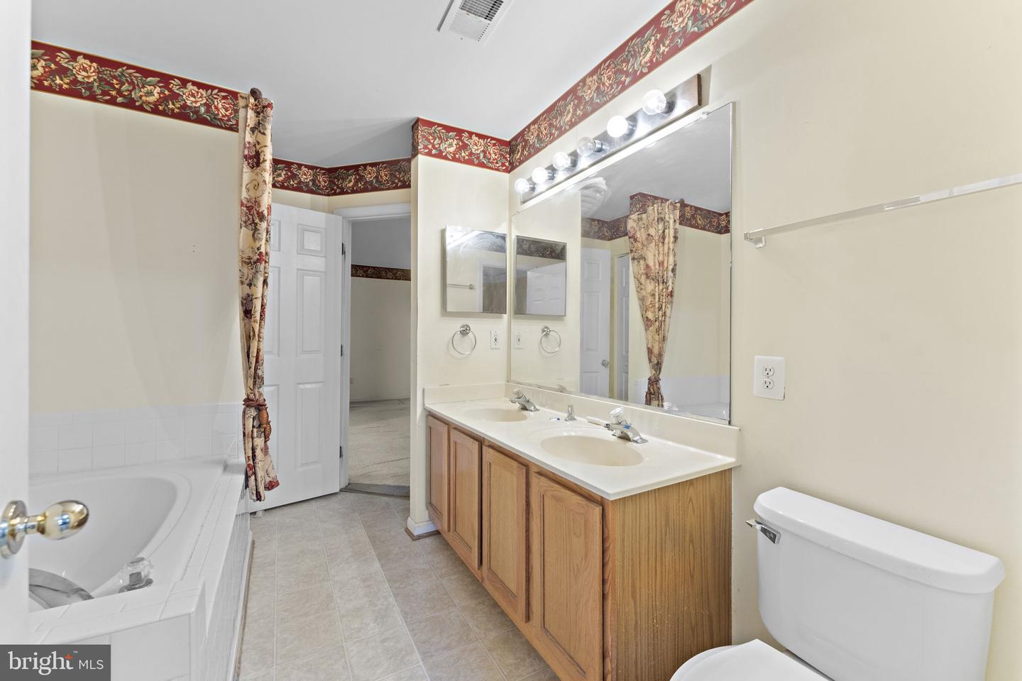 8432 LIMBAUGH WAY, BRISTOW, Virginia 20136, 2 Bedrooms Bedrooms, ,1 BathroomBathrooms,Residential,For sale,8432 LIMBAUGH WAY,VAPW2107390 MLS # VAPW2107390 8432 LIMBAUGH WAY, BRISTOW, Virginia 20136, 2 Bedrooms Bedrooms, ,1 BathroomBathrooms,Residential,For sale,8432 LIMBAUGH WAY,VAPW2107390 MLS # VAPW2107390