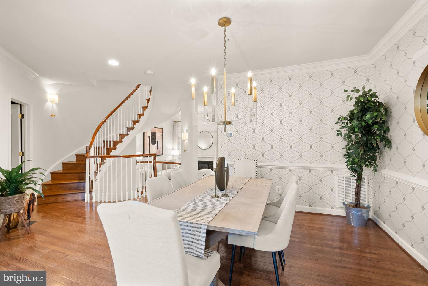 7721 SPOLETO LN #9, MCLEAN, Virginia 22102, 4 Bedrooms Bedrooms, ,4 BathroomsBathrooms,Residential,For sale,7721 SPOLETO LN #9,VAFX2278562 MLS # VAFX2278562