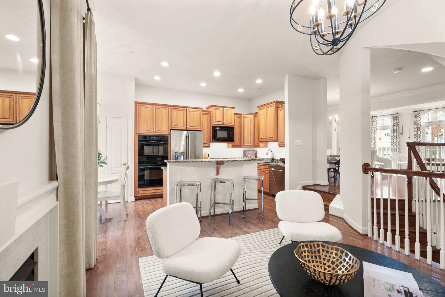 7721 SPOLETO LN #9, MCLEAN, Virginia 22102, 4 Bedrooms Bedrooms, ,4 BathroomsBathrooms,Residential,For sale,7721 SPOLETO LN #9,VAFX2278562 MLS # VAFX2278562