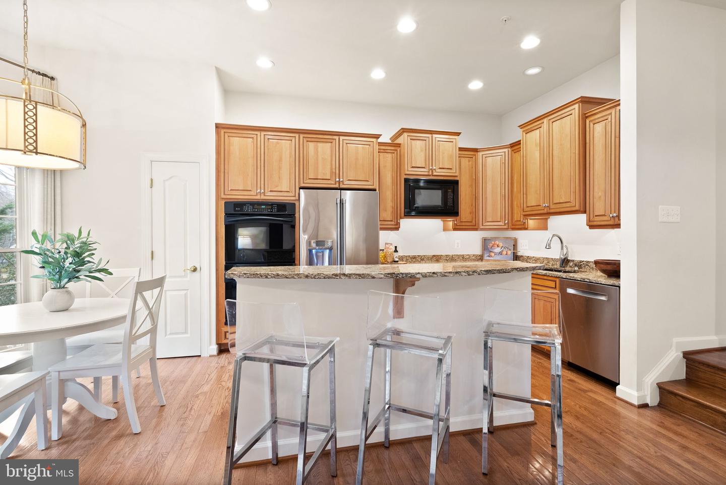 7721 SPOLETO LN #9, MCLEAN, Virginia 22102, 4 Bedrooms Bedrooms, ,4 BathroomsBathrooms,Residential,For sale,7721 SPOLETO LN #9,VAFX2278562 MLS # VAFX2278562