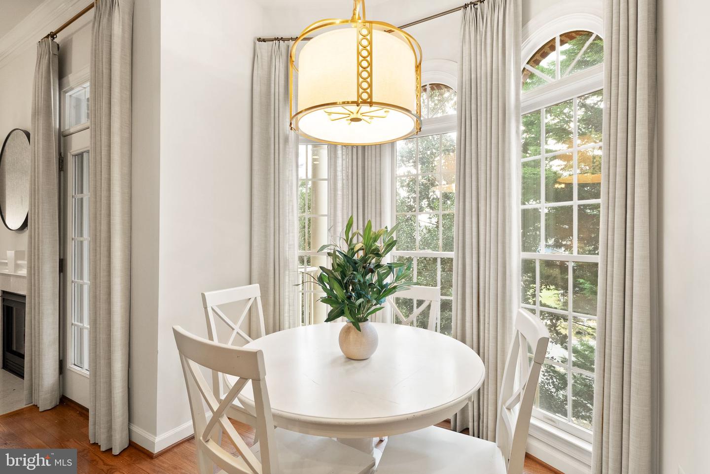 7721 SPOLETO LN #9, MCLEAN, Virginia 22102, 4 Bedrooms Bedrooms, ,4 BathroomsBathrooms,Residential,For sale,7721 SPOLETO LN #9,VAFX2278562 MLS # VAFX2278562