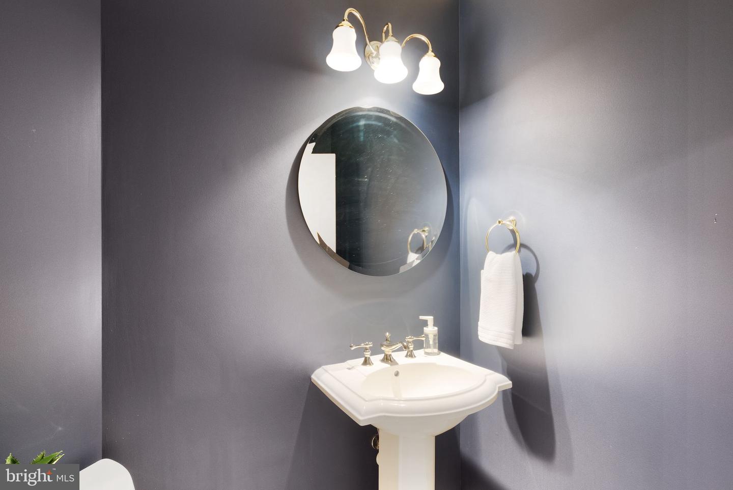 7721 SPOLETO LN #9, MCLEAN, Virginia 22102, 4 Bedrooms Bedrooms, ,4 BathroomsBathrooms,Residential,For sale,7721 SPOLETO LN #9,VAFX2278562 MLS # VAFX2278562