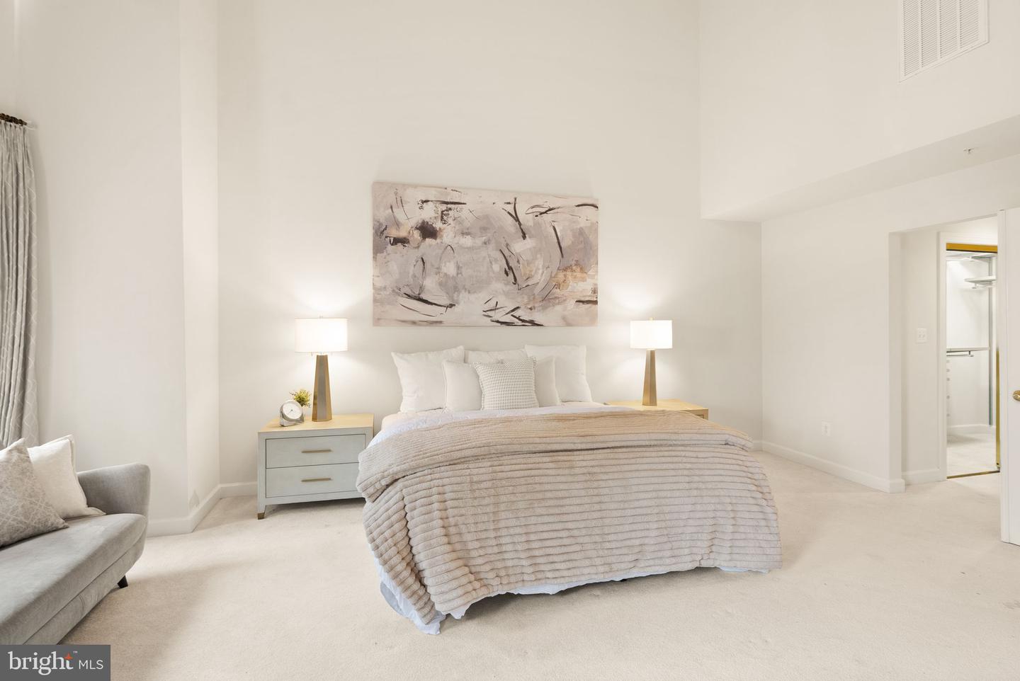 7721 SPOLETO LN #9, MCLEAN, Virginia 22102, 4 Bedrooms Bedrooms, ,4 BathroomsBathrooms,Residential,For sale,7721 SPOLETO LN #9,VAFX2278562 MLS # VAFX2278562