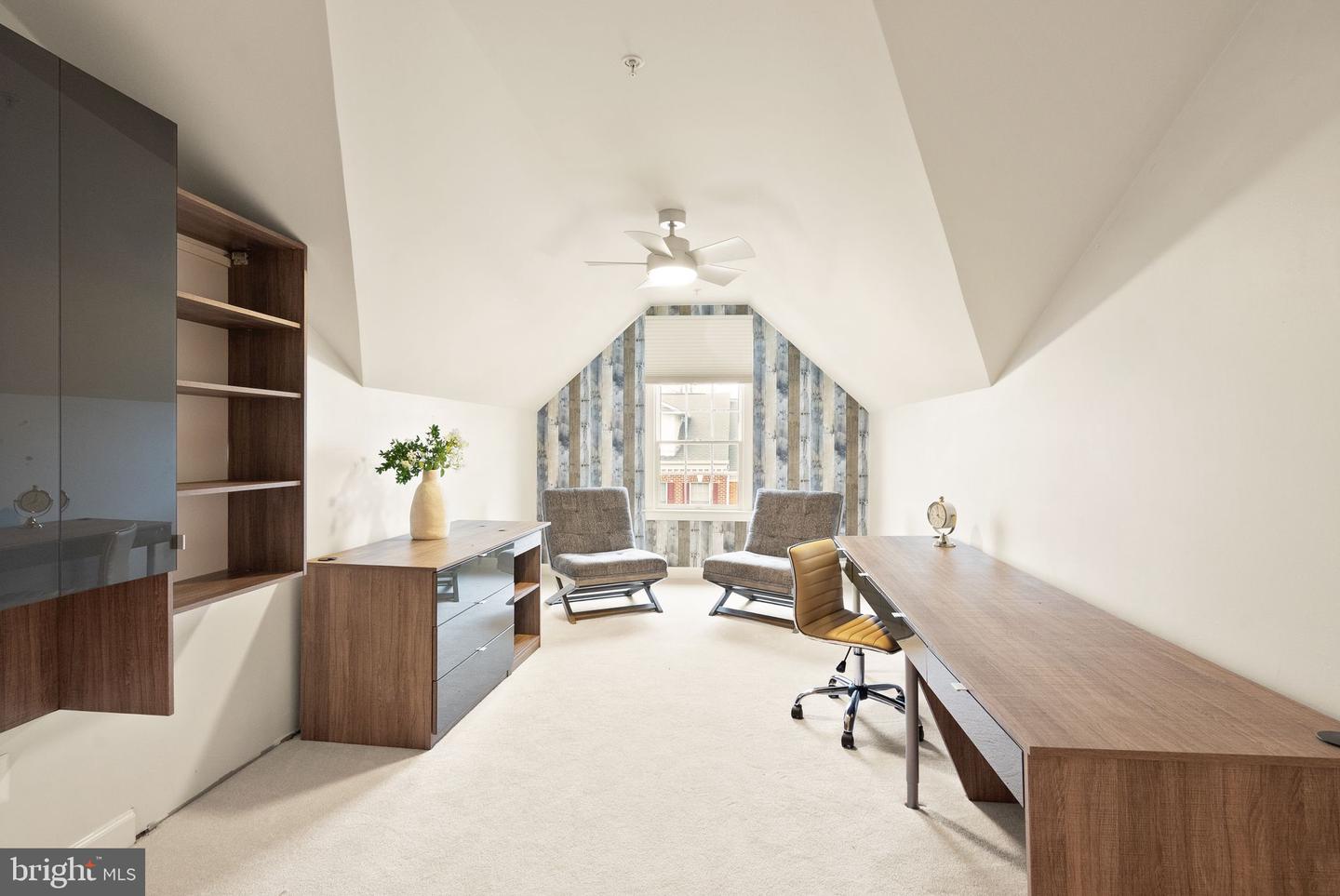 7721 SPOLETO LN #9, MCLEAN, Virginia 22102, 4 Bedrooms Bedrooms, ,4 BathroomsBathrooms,Residential,For sale,7721 SPOLETO LN #9,VAFX2278562 MLS # VAFX2278562