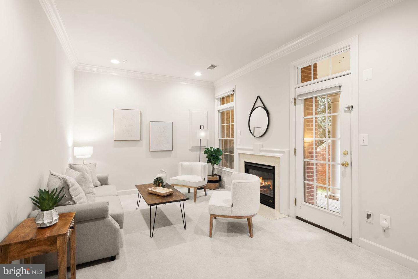 7721 SPOLETO LN #9, MCLEAN, Virginia 22102, 4 Bedrooms Bedrooms, ,4 BathroomsBathrooms,Residential,For sale,7721 SPOLETO LN #9,VAFX2278562 MLS # VAFX2278562