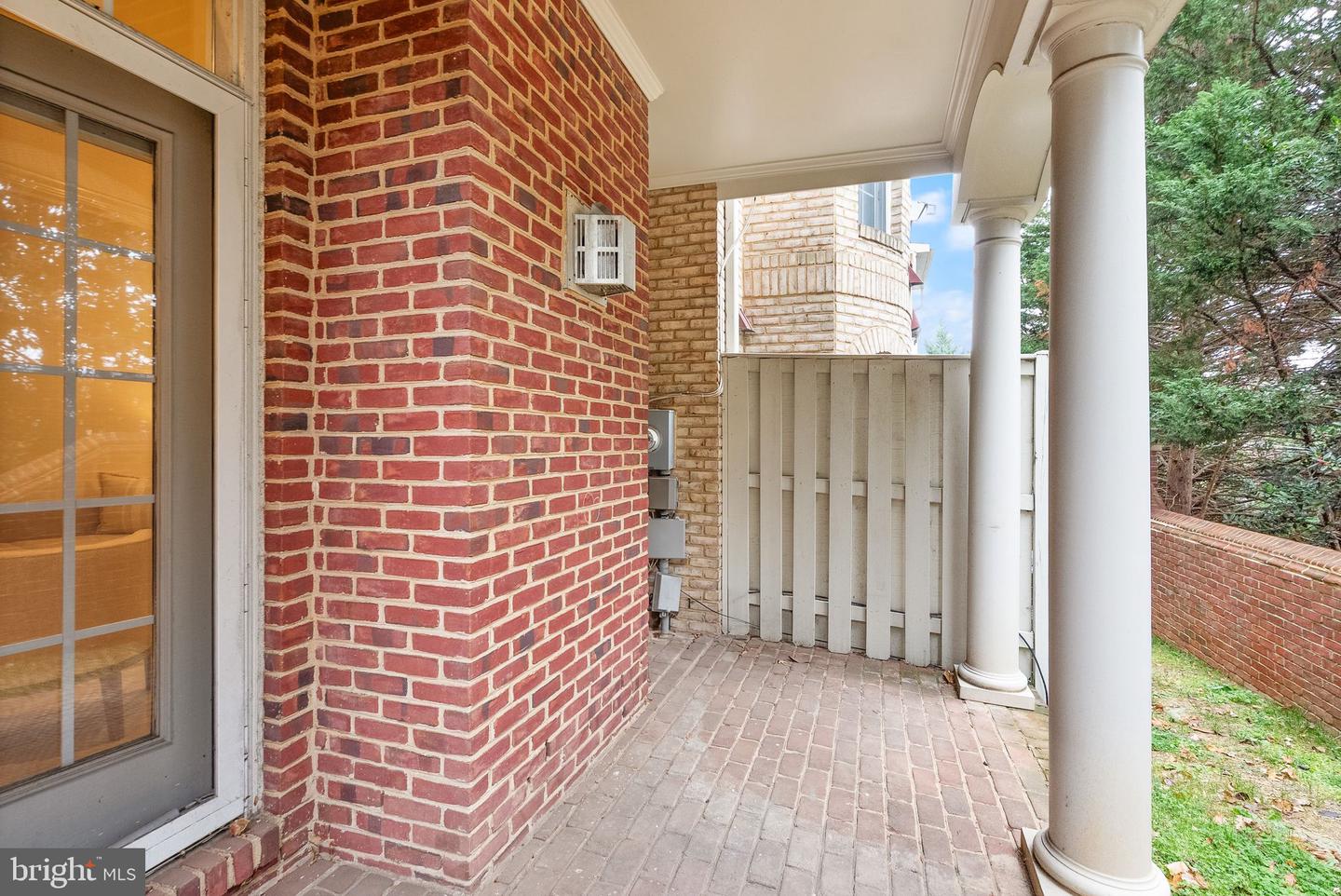 7721 SPOLETO LN #9, MCLEAN, Virginia 22102, 4 Bedrooms Bedrooms, ,4 BathroomsBathrooms,Residential,For sale,7721 SPOLETO LN #9,VAFX2278562 MLS # VAFX2278562