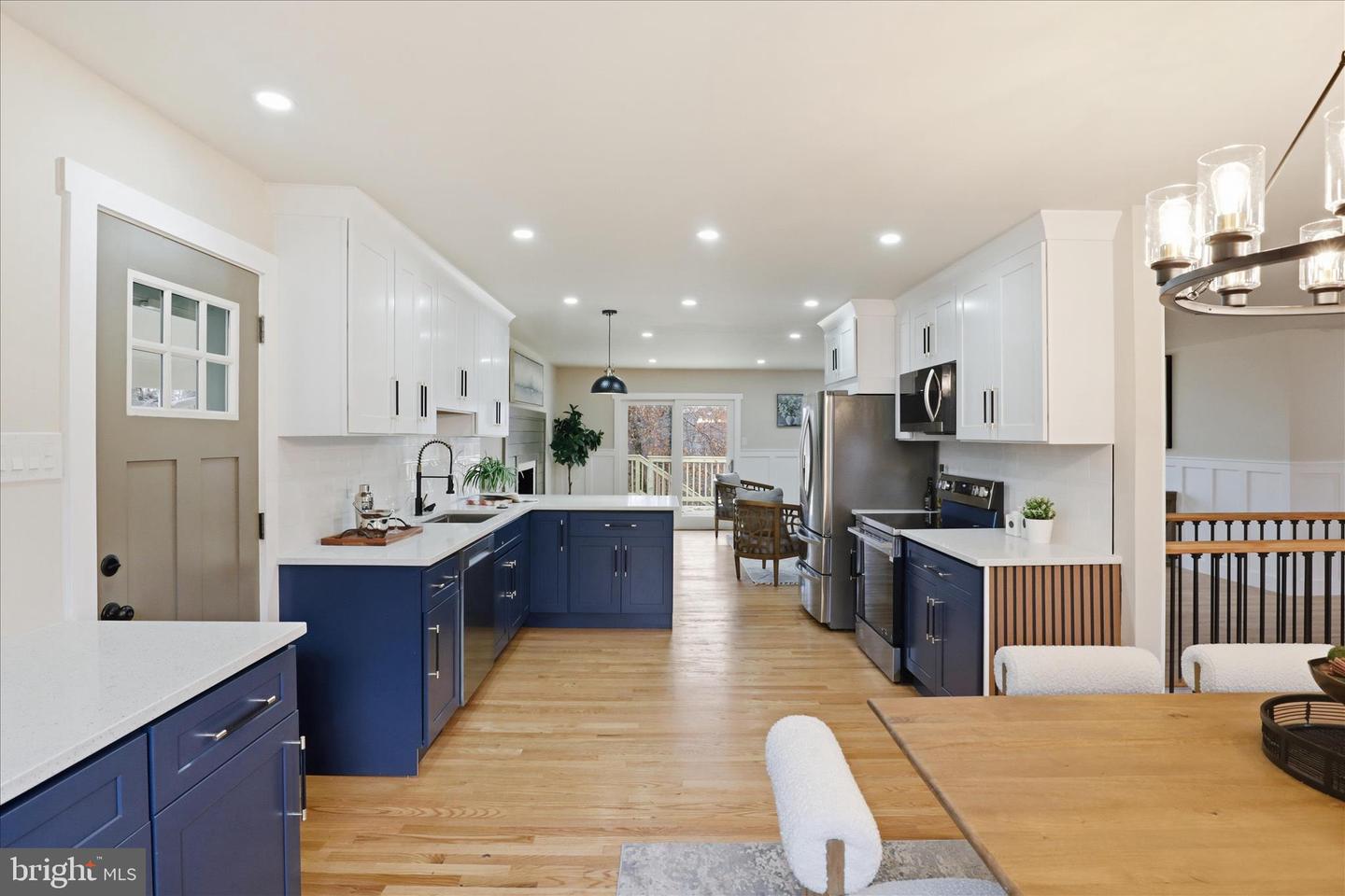 6112 REDWOOD LN, ALEXANDRIA, Virginia 22310, 5 Bedrooms Bedrooms, ,3 BathroomsBathrooms,Residential,For sale,6112 REDWOOD LN,VAFX2279746 MLS # VAFX2279746 6112 REDWOOD LN, ALEXANDRIA, Virginia 22310, 5 Bedrooms Bedrooms, ,3 BathroomsBathrooms,Residential,For sale,6112 REDWOOD LN,VAFX2279746 MLS # VAFX2279746