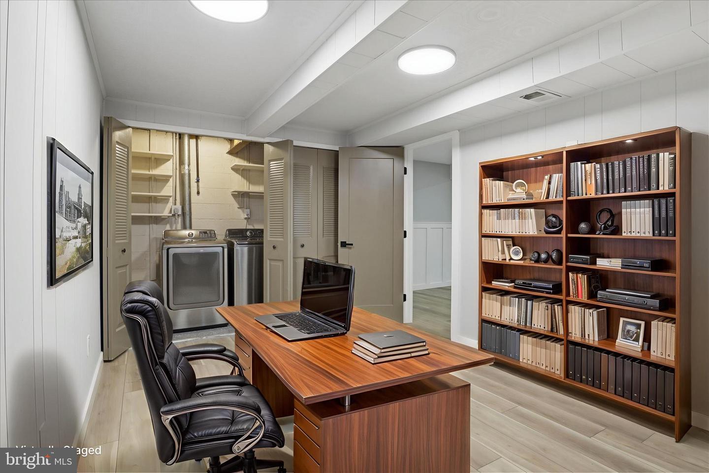 6112 REDWOOD LN, ALEXANDRIA, Virginia 22310, 5 Bedrooms Bedrooms, ,3 BathroomsBathrooms,Residential,For sale,6112 REDWOOD LN,VAFX2279746 MLS # VAFX2279746 6112 REDWOOD LN, ALEXANDRIA, Virginia 22310, 5 Bedrooms Bedrooms, ,3 BathroomsBathrooms,Residential,For sale,6112 REDWOOD LN,VAFX2279746 MLS # VAFX2279746