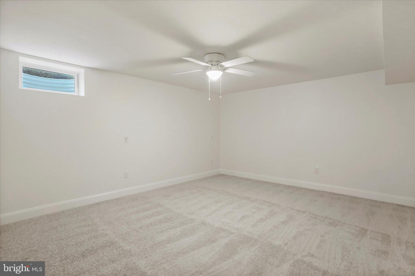 717 W LOCUST ST, WOODSTOCK, Virginia 22664, 5 Bedrooms Bedrooms, ,3 BathroomsBathrooms,Residential,For sale,717 W LOCUST ST,VASH2013080 MLS # VASH2013080