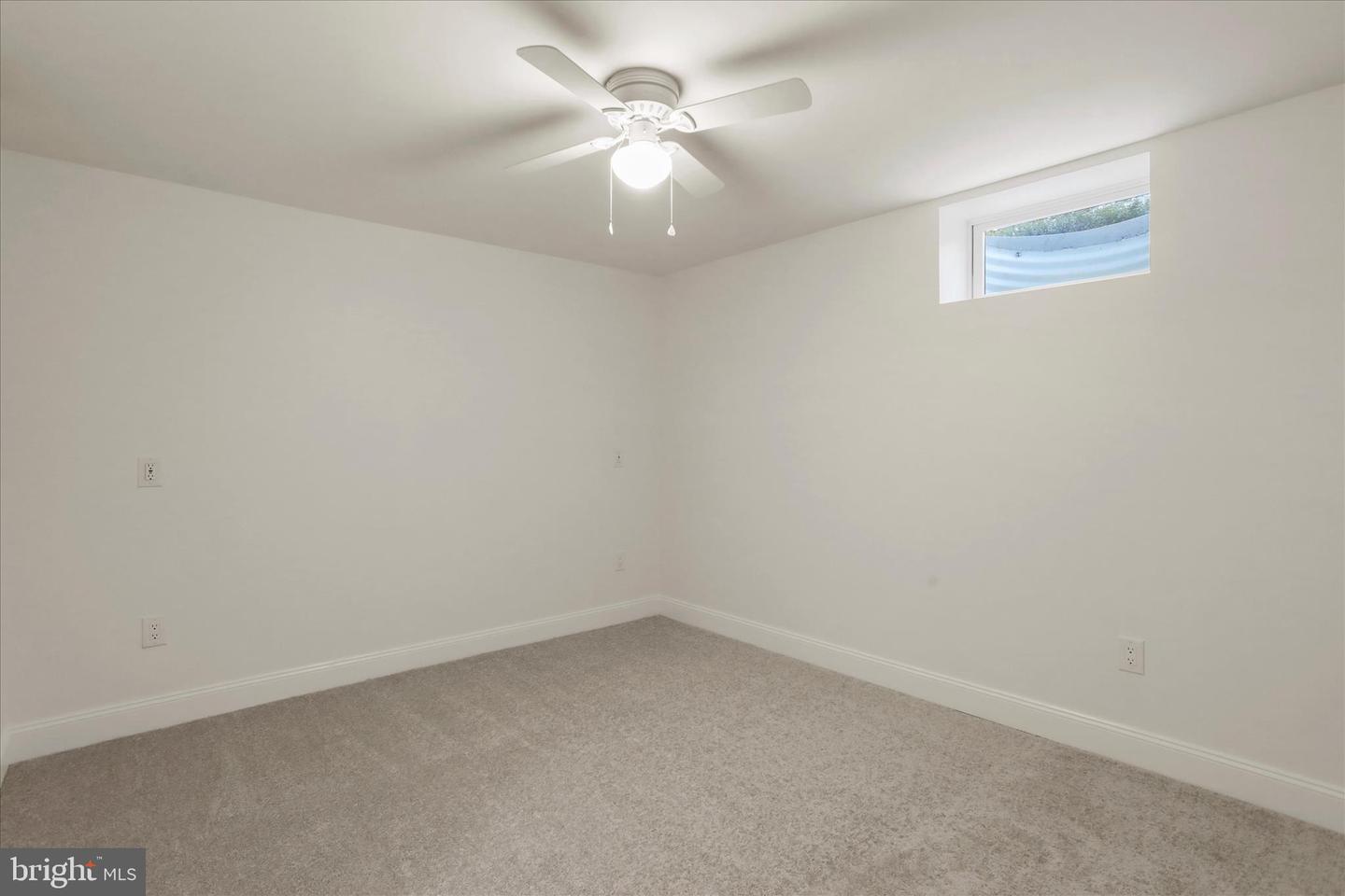 717 W LOCUST ST, WOODSTOCK, Virginia 22664, 5 Bedrooms Bedrooms, ,3 BathroomsBathrooms,Residential,For sale,717 W LOCUST ST,VASH2013080 MLS # VASH2013080