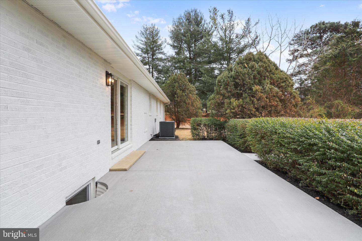 717 W LOCUST ST, WOODSTOCK, Virginia 22664, 5 Bedrooms Bedrooms, ,3 BathroomsBathrooms,Residential,For sale,717 W LOCUST ST,VASH2013080 MLS # VASH2013080