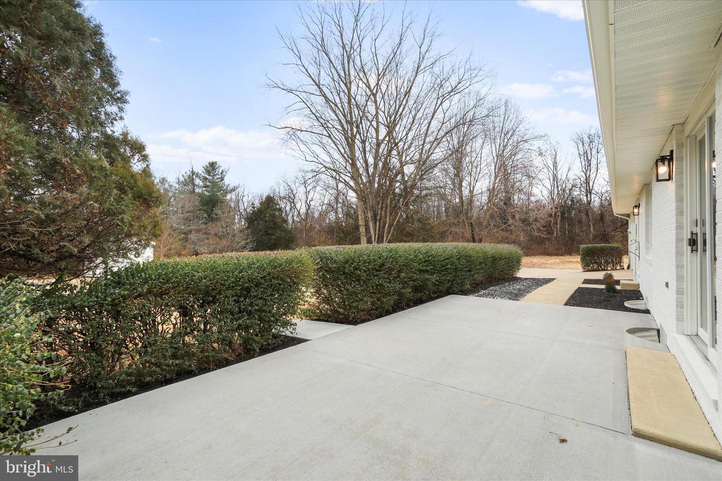 717 W LOCUST ST, WOODSTOCK, Virginia 22664, 5 Bedrooms Bedrooms, ,3 BathroomsBathrooms,Residential,For sale,717 W LOCUST ST,VASH2013080 MLS # VASH2013080