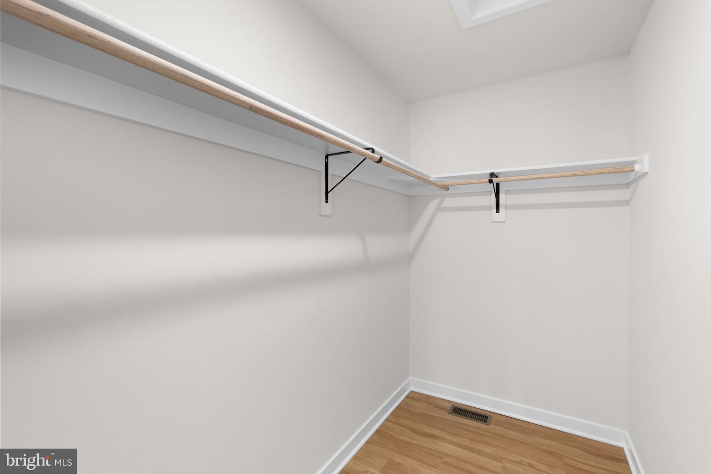 749 LAKEVIEW DR, COLONIAL BEACH, Virginia 22443, 3 Bedrooms Bedrooms, ,2 BathroomsBathrooms,Residential,For sale,749 LAKEVIEW DR,VAWE2010240 MLS # VAWE2010240