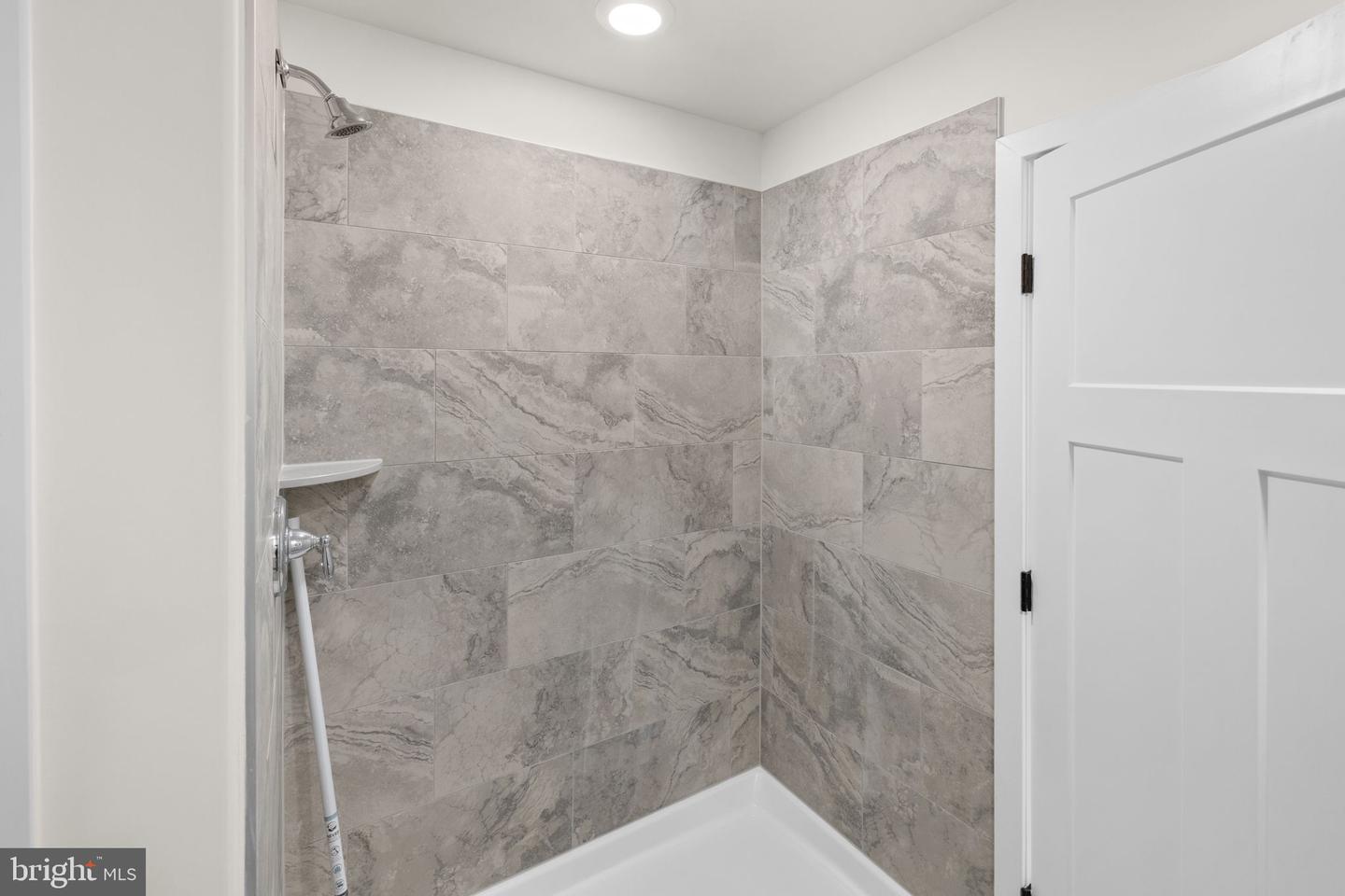 749 LAKEVIEW DR, COLONIAL BEACH, Virginia 22443, 3 Bedrooms Bedrooms, ,2 BathroomsBathrooms,Residential,For sale,749 LAKEVIEW DR,VAWE2010240 MLS # VAWE2010240