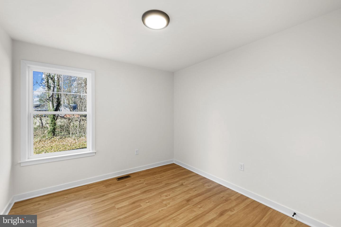 749 LAKEVIEW DR, COLONIAL BEACH, Virginia 22443, 3 Bedrooms Bedrooms, ,2 BathroomsBathrooms,Residential,For sale,749 LAKEVIEW DR,VAWE2010240 MLS # VAWE2010240