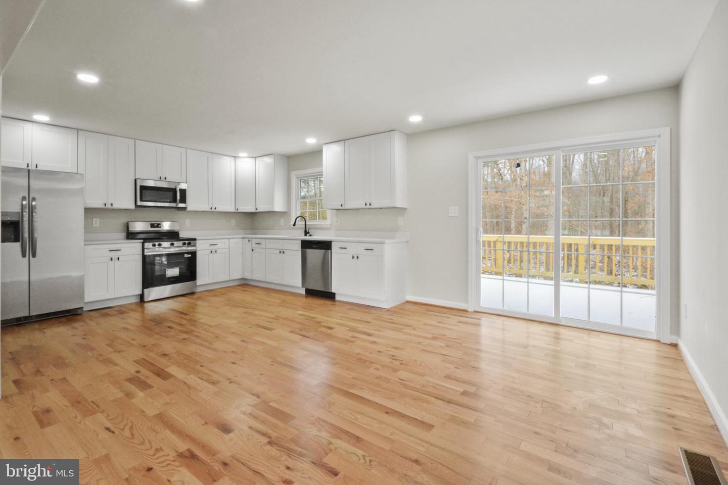 18487 CLAY HILL RD, STEVENSBURG, Virginia 22741, 4 Bedrooms Bedrooms, 7 Rooms Rooms,3 BathroomsBathrooms,Residential,For sale,18487 CLAY HILL RD,VACU2012214 MLS # VACU2012214 18487 CLAY HILL RD, STEVENSBURG, Virginia 22741, 4 Bedrooms Bedrooms, 7 Rooms Rooms,3 BathroomsBathrooms,Residential,For sale,18487 CLAY HILL RD,VACU2012214 MLS # VACU2012214