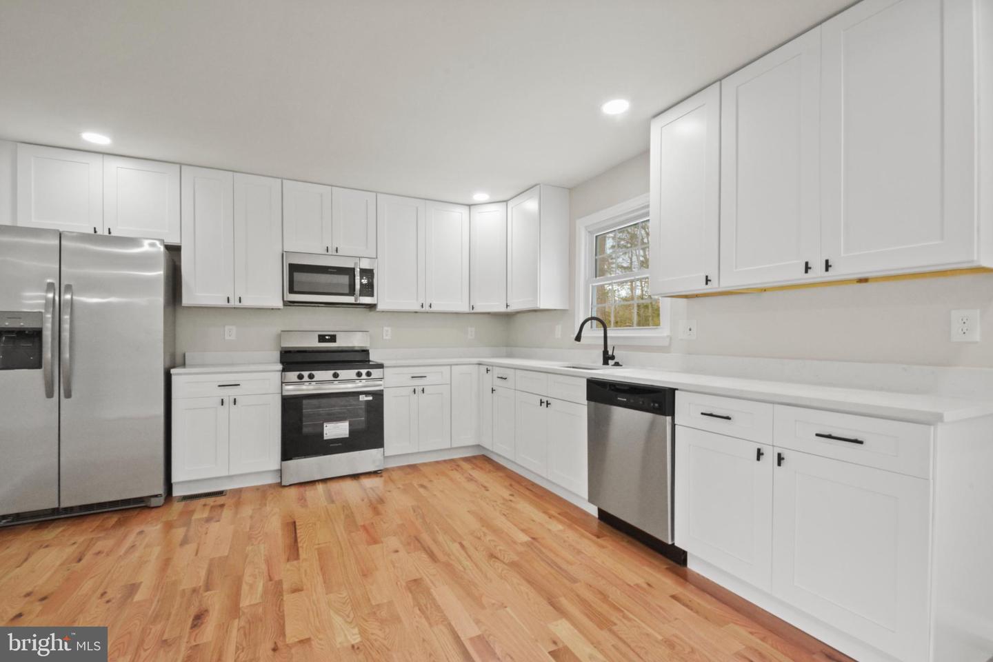 18487 CLAY HILL RD, STEVENSBURG, Virginia 22741, 4 Bedrooms Bedrooms, 7 Rooms Rooms,3 BathroomsBathrooms,Residential,For sale,18487 CLAY HILL RD,VACU2012214 MLS # VACU2012214 18487 CLAY HILL RD, STEVENSBURG, Virginia 22741, 4 Bedrooms Bedrooms, 7 Rooms Rooms,3 BathroomsBathrooms,Residential,For sale,18487 CLAY HILL RD,VACU2012214 MLS # VACU2012214