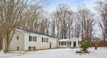 18487 CLAY HILL RD, STEVENSBURG, Virginia 22741, 4 Bedrooms Bedrooms, 7 Rooms Rooms,3 BathroomsBathrooms,Residential,For sale,18487 CLAY HILL RD,VACU2012214 MLS # VACU2012214