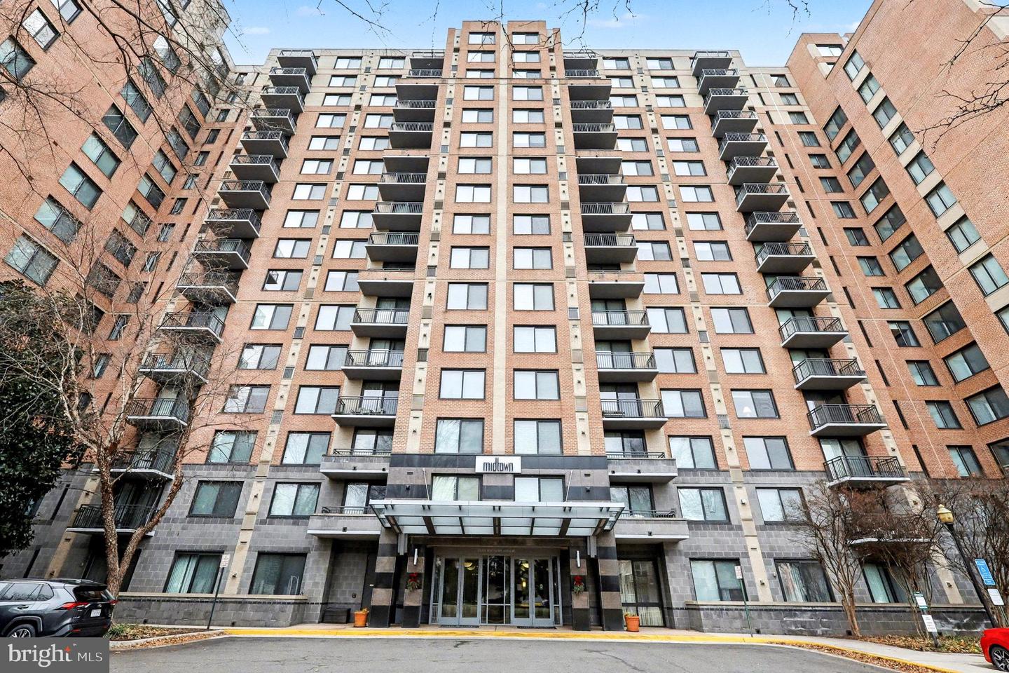 2451 MIDTOWN AVE #1611, ALEXANDRIA, Virginia 22303, 1 Bedroom Bedrooms, 3 Rooms Rooms,1 BathroomBathrooms,Residential,For sale,2451 MIDTOWN AVE #1611,VAFX2282432 MLS # VAFX2282432