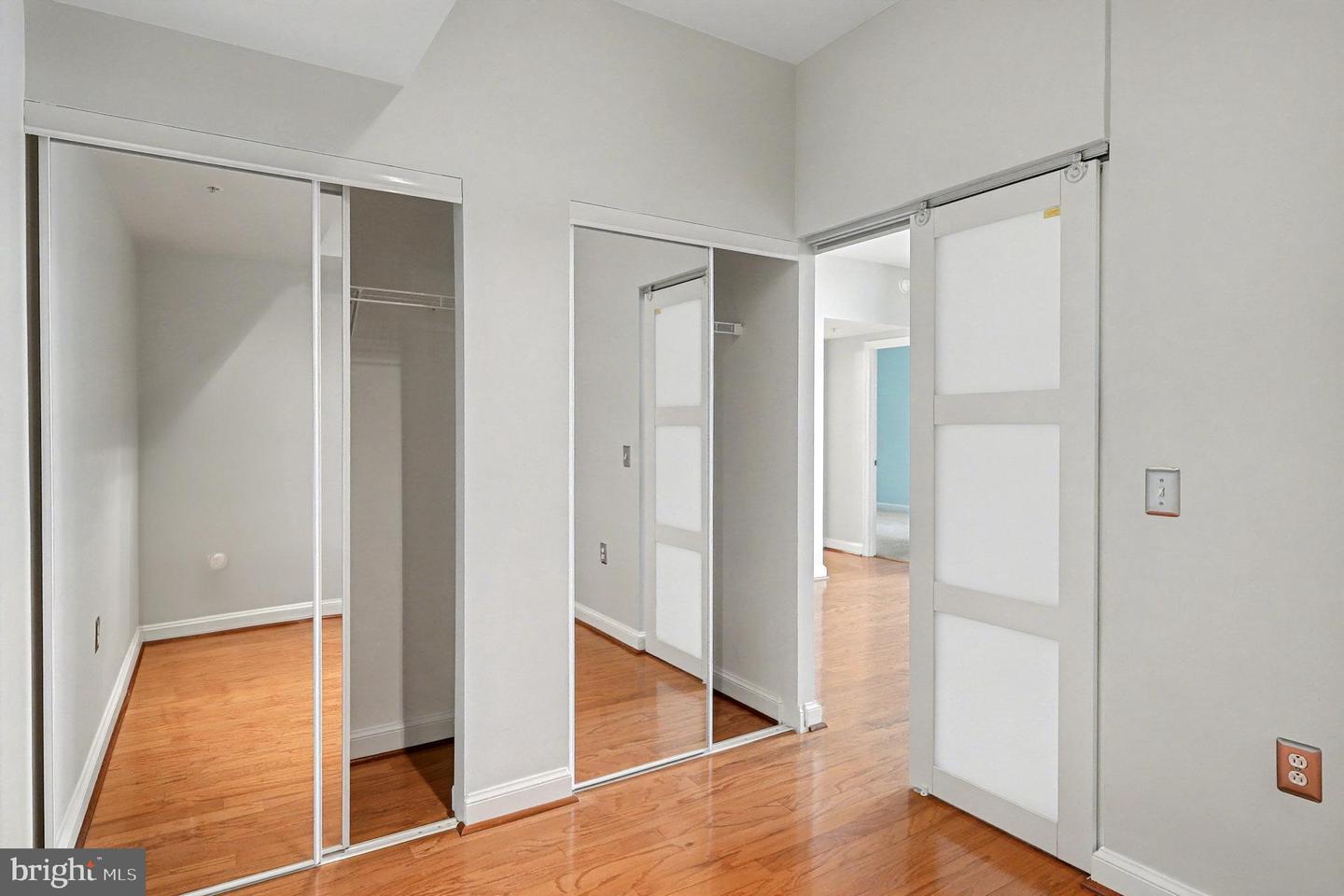 2451 MIDTOWN AVE #1611, ALEXANDRIA, Virginia 22303, 1 Bedroom Bedrooms, 3 Rooms Rooms,1 BathroomBathrooms,Residential,For sale,2451 MIDTOWN AVE #1611,VAFX2282432 MLS # VAFX2282432