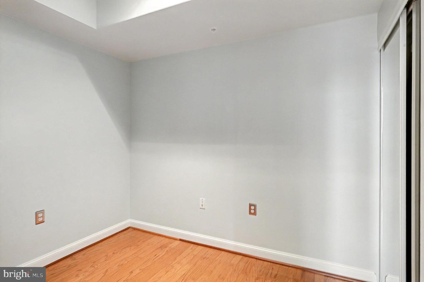 2451 MIDTOWN AVE #1611, ALEXANDRIA, Virginia 22303, 1 Bedroom Bedrooms, 3 Rooms Rooms,1 BathroomBathrooms,Residential,For sale,2451 MIDTOWN AVE #1611,VAFX2282432 MLS # VAFX2282432