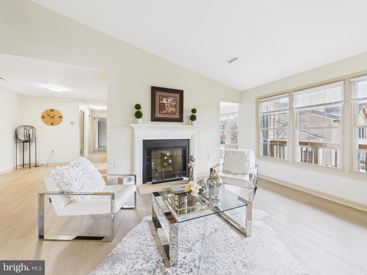 10531 STONINGTON LN, MANASSAS, Virginia 20109, 2 Bedrooms Bedrooms, 2 Rooms Rooms,2 BathroomsBathrooms,Residential,For sale,10531 STONINGTON LN,VAPW2109116 MLS # VAPW2109116