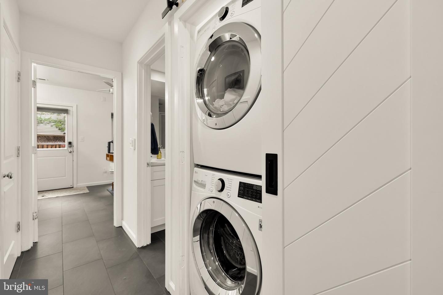 353 L ST SE, WASHINGTON, District Of Columbia 20003, 4 Bedrooms Bedrooms, ,2 BathroomsBathrooms,Residential,For sale,353 L ST SE,DCDC2234952 MLS # DCDC2234952