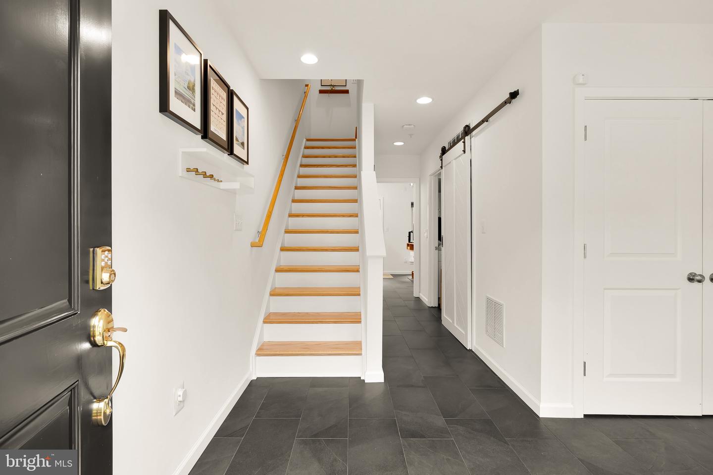 353 L ST SE, WASHINGTON, District Of Columbia 20003, 4 Bedrooms Bedrooms, ,2 BathroomsBathrooms,Residential,For sale,353 L ST SE,DCDC2234952 MLS # DCDC2234952