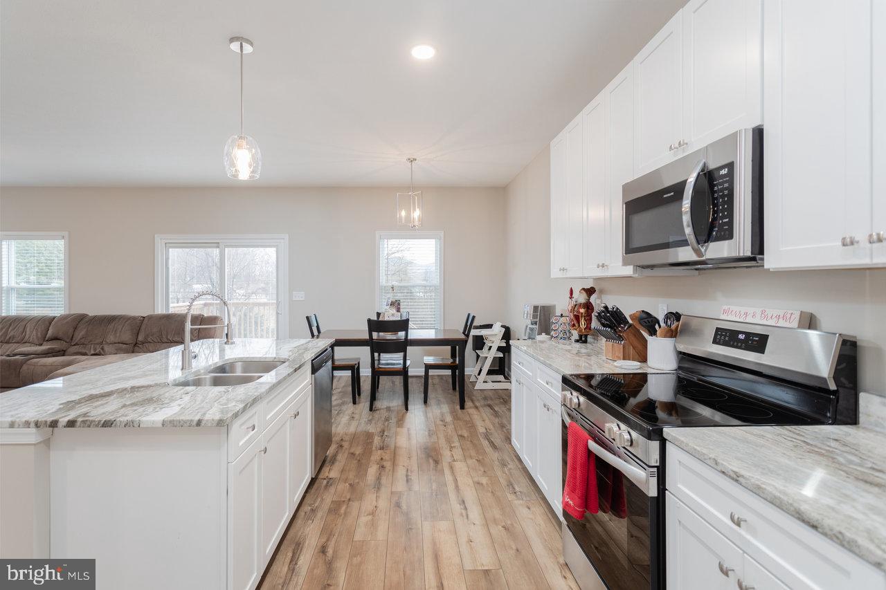 4505 CHRISTOPHER PL, PENN LAIRD, Virginia 22846, 4 Bedrooms Bedrooms, ,2 BathroomsBathrooms,Residential,For sale,4505 CHRISTOPHER PL,VARO2002764 MLS # VARO2002764