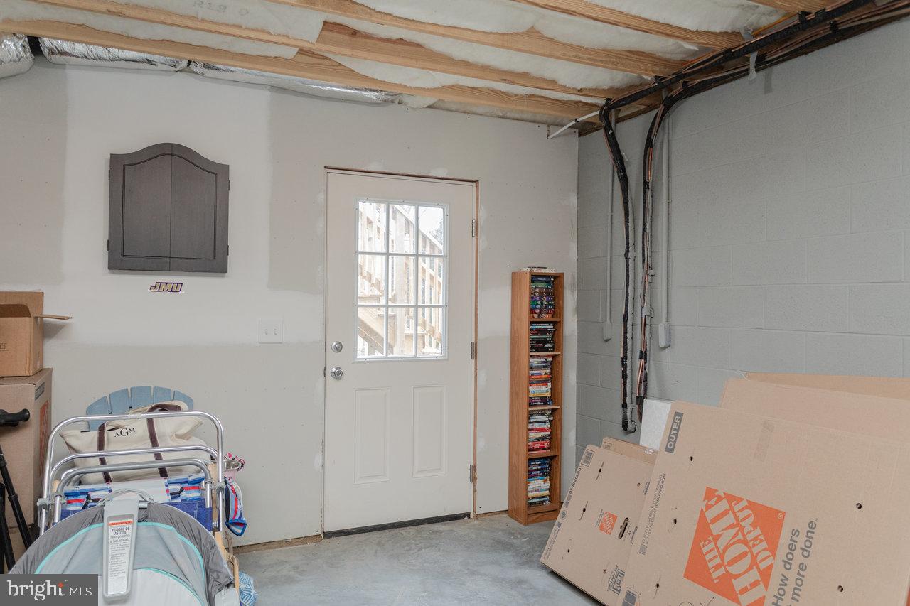 4505 CHRISTOPHER PL, PENN LAIRD, Virginia 22846, 4 Bedrooms Bedrooms, ,2 BathroomsBathrooms,Residential,For sale,4505 CHRISTOPHER PL,VARO2002764 MLS # VARO2002764