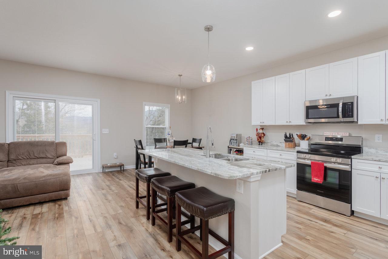 4505 CHRISTOPHER PL, PENN LAIRD, Virginia 22846, 4 Bedrooms Bedrooms, ,2 BathroomsBathrooms,Residential,For sale,4505 CHRISTOPHER PL,VARO2002764 MLS # VARO2002764