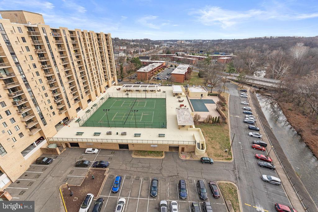 4500 S FOUR MILE RUN DR #1113, ARLINGTON, Virginia 22204, 2 Bedrooms Bedrooms, ,2 BathroomsBathrooms,Residential,For sale,4500 S FOUR MILE RUN DR #1113,VAAR2066926 MLS # VAAR2066926 4500 S FOUR MILE RUN DR #1113, ARLINGTON, Virginia 22204, 2 Bedrooms Bedrooms, ,2 BathroomsBathrooms,Residential,For sale,4500 S FOUR MILE RUN DR #1113,VAAR2066926 MLS # VAAR2066926