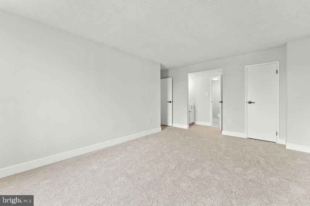 4500 S FOUR MILE RUN DR #1113, ARLINGTON, Virginia 22204, 2 Bedrooms Bedrooms, ,2 BathroomsBathrooms,Residential,For sale,4500 S FOUR MILE RUN DR #1113,VAAR2066926 MLS # VAAR2066926 4500 S FOUR MILE RUN DR #1113, ARLINGTON, Virginia 22204, 2 Bedrooms Bedrooms, ,2 BathroomsBathrooms,Residential,For sale,4500 S FOUR MILE RUN DR #1113,VAAR2066926 MLS # VAAR2066926
