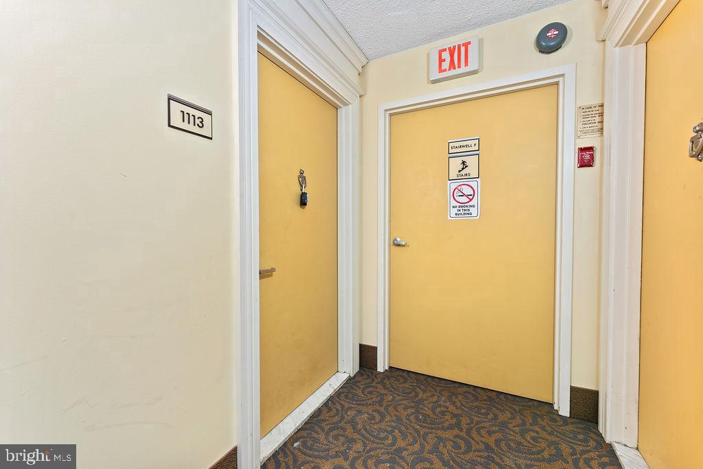 4500 S FOUR MILE RUN DR #1113, ARLINGTON, Virginia 22204, 2 Bedrooms Bedrooms, ,2 BathroomsBathrooms,Residential,For sale,4500 S FOUR MILE RUN DR #1113,VAAR2066926 MLS # VAAR2066926 4500 S FOUR MILE RUN DR #1113, ARLINGTON, Virginia 22204, 2 Bedrooms Bedrooms, ,2 BathroomsBathrooms,Residential,For sale,4500 S FOUR MILE RUN DR #1113,VAAR2066926 MLS # VAAR2066926