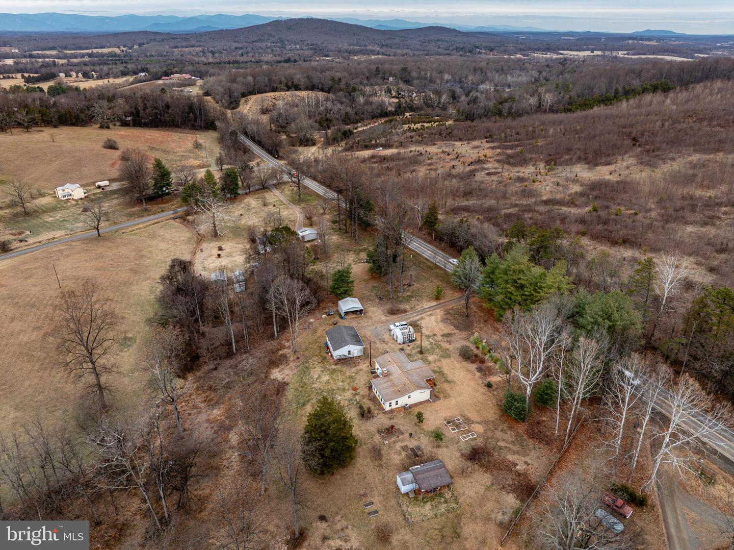 7116 SPOTSWOOD TRL, GORDONSVILLE, Virginia 22942, 2 Bedrooms Bedrooms, ,2 BathroomsBathrooms,Residential,For sale,7116 SPOTSWOOD TRL,VAOR2012964 MLS # VAOR2012964