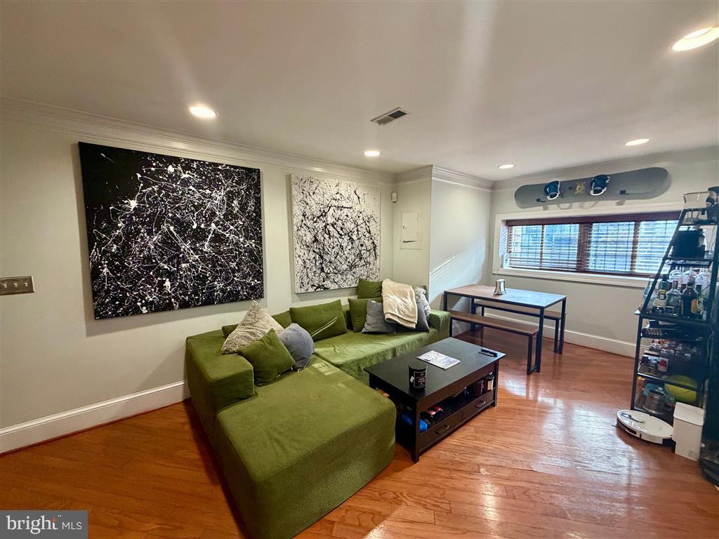 521 FLORIDA AVE NW #1, WASHINGTON, District Of Columbia 20001, 2 Bedrooms Bedrooms, ,2 BathroomsBathrooms,Residential,For sale,521 FLORIDA AVE NW #1,DCDC2235076 MLS # DCDC2235076