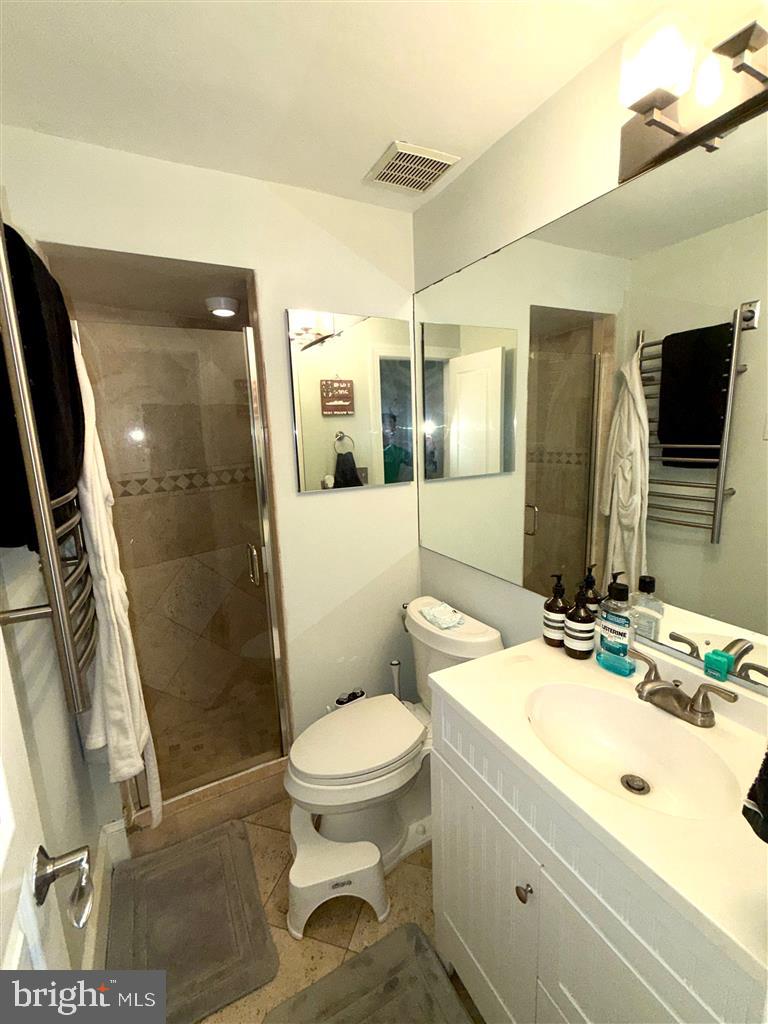 521 FLORIDA AVE NW #1, WASHINGTON, District Of Columbia 20001, 2 Bedrooms Bedrooms, ,2 BathroomsBathrooms,Residential,For sale,521 FLORIDA AVE NW #1,DCDC2235076 MLS # DCDC2235076