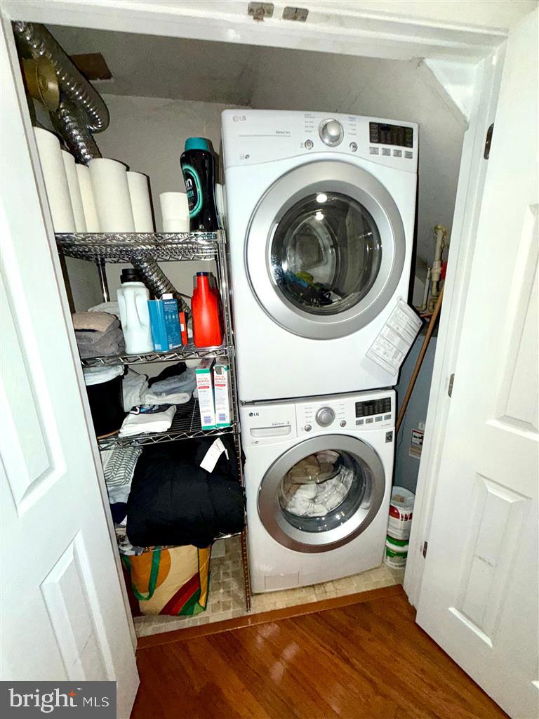 521 FLORIDA AVE NW #1, WASHINGTON, District Of Columbia 20001, 2 Bedrooms Bedrooms, ,2 BathroomsBathrooms,Residential,For sale,521 FLORIDA AVE NW #1,DCDC2235076 MLS # DCDC2235076