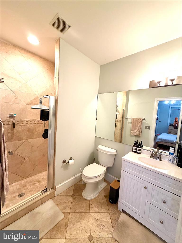 521 FLORIDA AVE NW #1, WASHINGTON, District Of Columbia 20001, 2 Bedrooms Bedrooms, ,2 BathroomsBathrooms,Residential,For sale,521 FLORIDA AVE NW #1,DCDC2235076 MLS # DCDC2235076