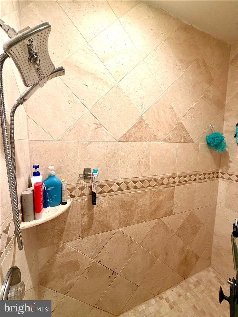 521 FLORIDA AVE NW #1, WASHINGTON, District Of Columbia 20001, 2 Bedrooms Bedrooms, ,2 BathroomsBathrooms,Residential,For sale,521 FLORIDA AVE NW #1,DCDC2235076 MLS # DCDC2235076