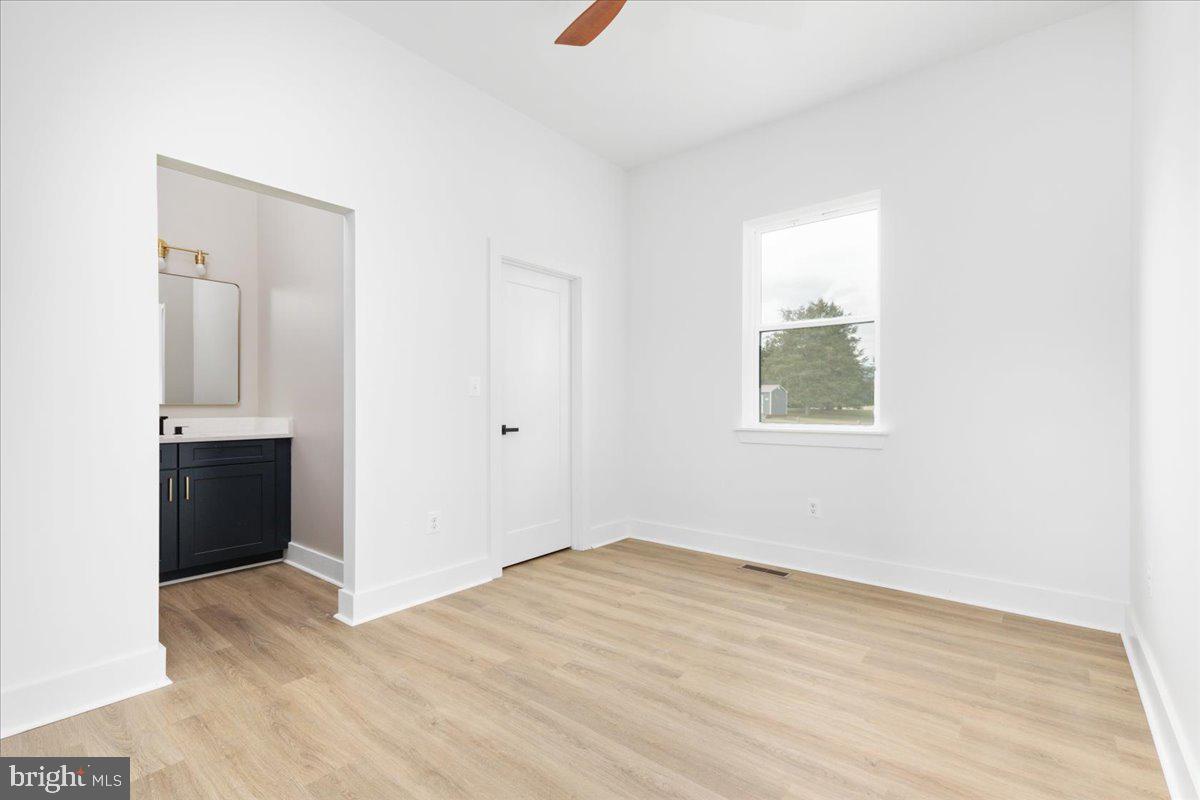 21 MOCKINGBIRD LN, LURAY, Virginia 22835, 6 Bedrooms Bedrooms, ,3 BathroomsBathrooms,Residential,For sale,21 MOCKINGBIRD LN,VAPA2005726 MLS # VAPA2005726