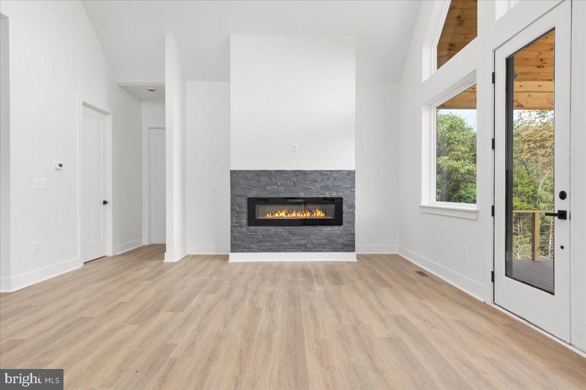 21 MOCKINGBIRD LN, LURAY, Virginia 22835, 6 Bedrooms Bedrooms, ,3 BathroomsBathrooms,Residential,For sale,21 MOCKINGBIRD LN,VAPA2005726 MLS # VAPA2005726